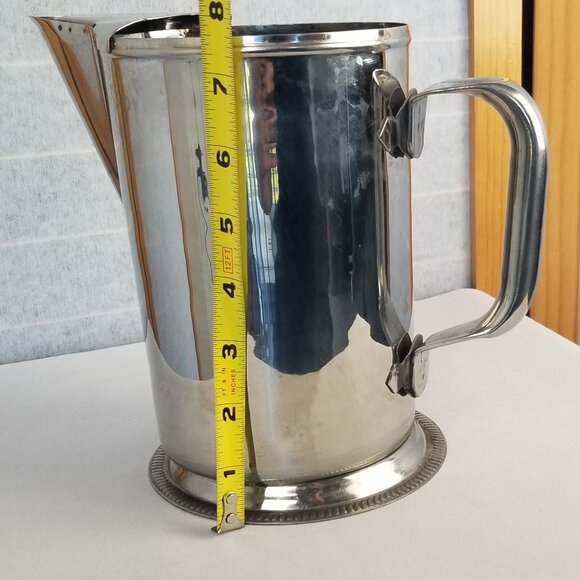 Vintage Stainless Steel Pitcher w/Handle and Ice Blocker Spout 7" Tall 2 QT - Picture 8 of 8